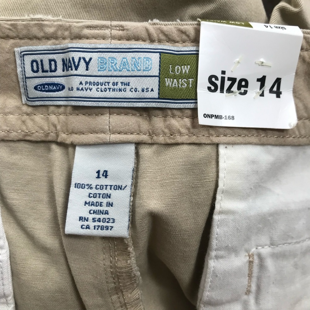 NEW - Old Navy Khaki Bermuda Shorts Low Waist size 14 NWT ladies - Picture 7 of 8